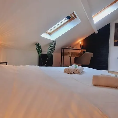 L'atelier - Au Pied Des Quais *